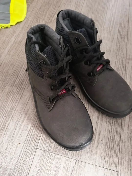 Capacete EPI, Colete EPI e bota segurança (Kadesh) - Foto 4