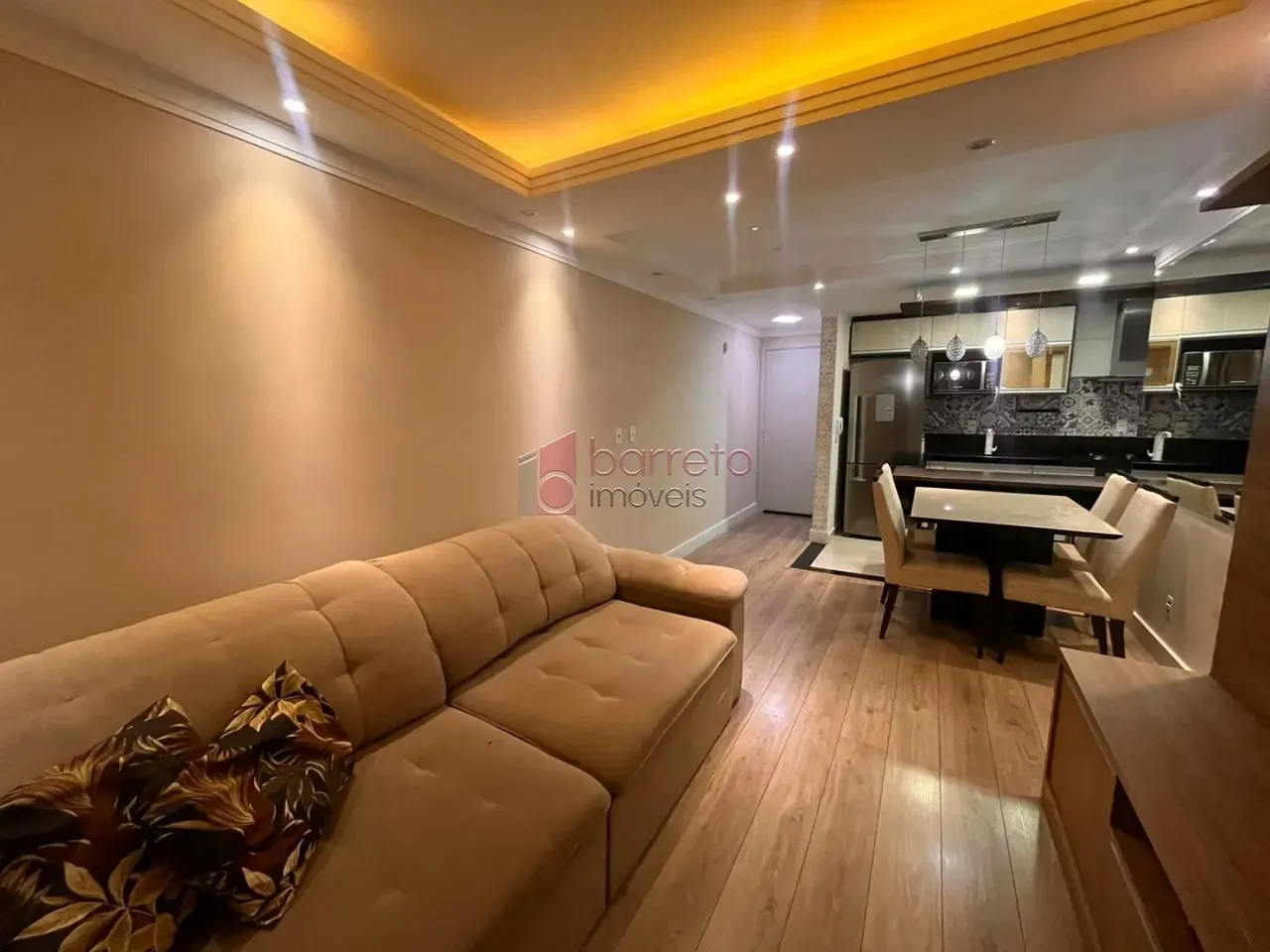 APARTAMENTO SEMI MOBILIADO PARA LOCAÇÃO NO CONDOMÍNIO JARDIM CONQUISTA - JUNDIAÍ/SP