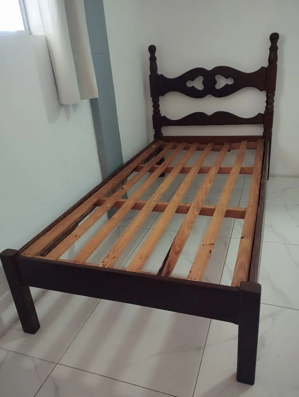 CAMA SOLTEIRO MADEIRA SUCUPIRA