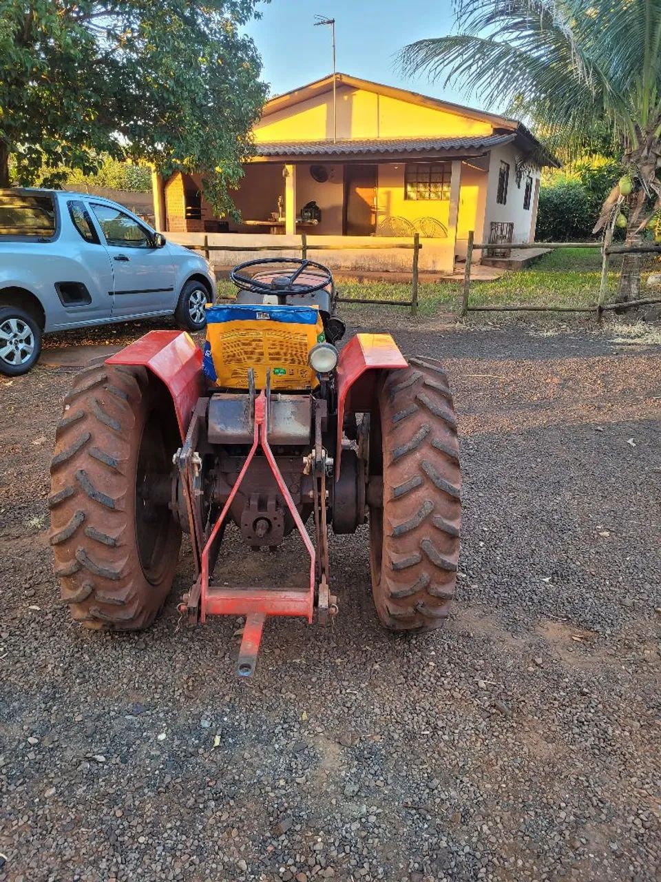 Trator Agrale 4100 - Usado - Foto 4