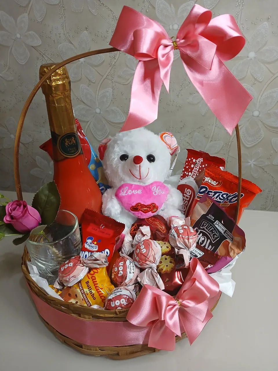 Cesta de Presente Romântica - Perfeita para Celebrar! - Foto 6