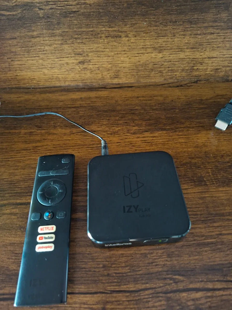 Izy Play - Streaming de Conteúdo (wifi 2,5GHz ou cabo)