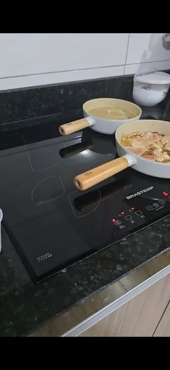Cooktop Brastemp 4 bocas - 1 boca com defeito - o resto tá zerado