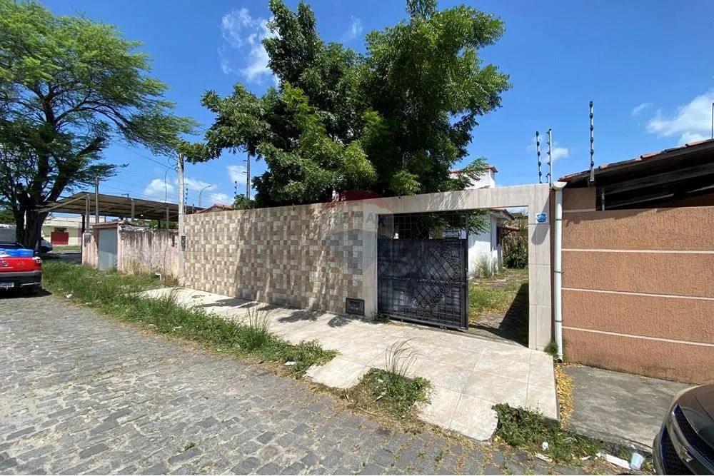 Aluguel: Casa 2 Qtos em Vida Nova!