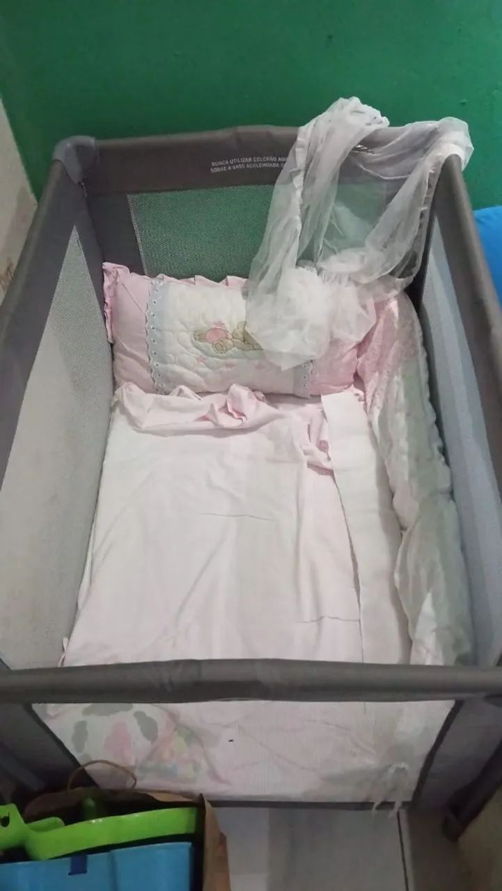 Cradle / Small Pigsty
