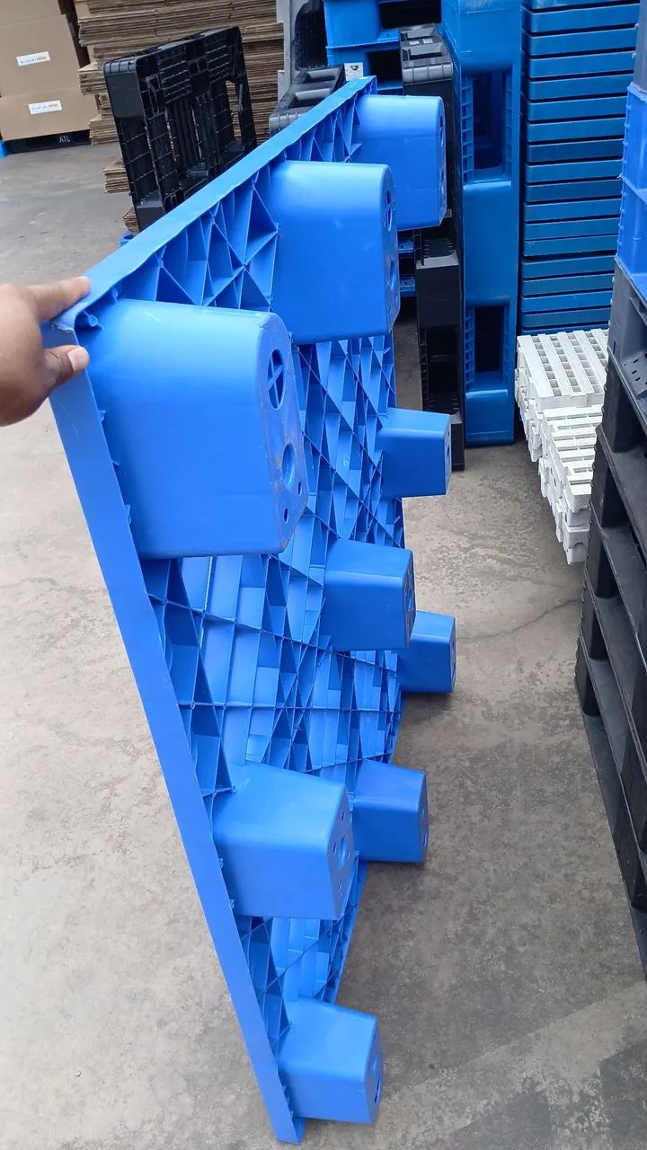 Pallets plásticos empilháveis - Foto 3