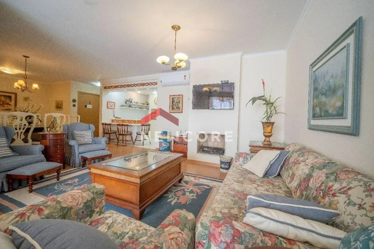 Apartamento em Rua Aquilino Libardi ( Praça das Rosas) - Centro - Gramado/RS