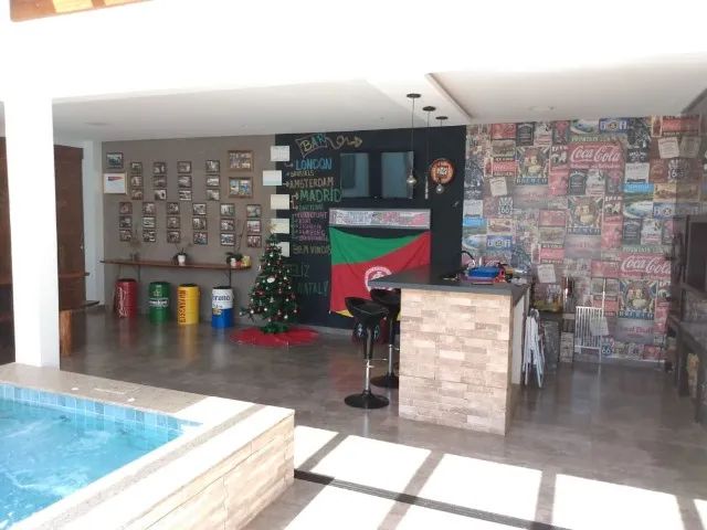 Casa com piscina e amplo terreno  - Foto 4