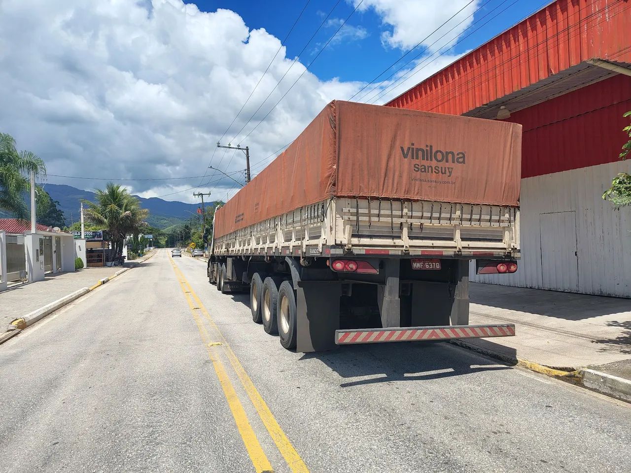 Carreta randon graneleiro 13,5m