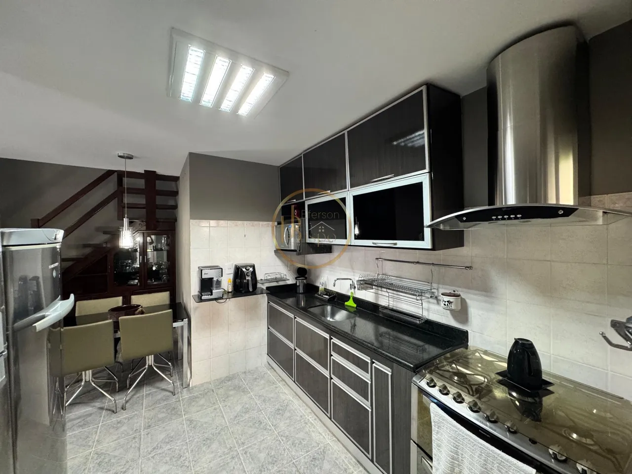 Apartamento à Venda em Taperapuã, Porto Seguro 2 Suítes, 90m²