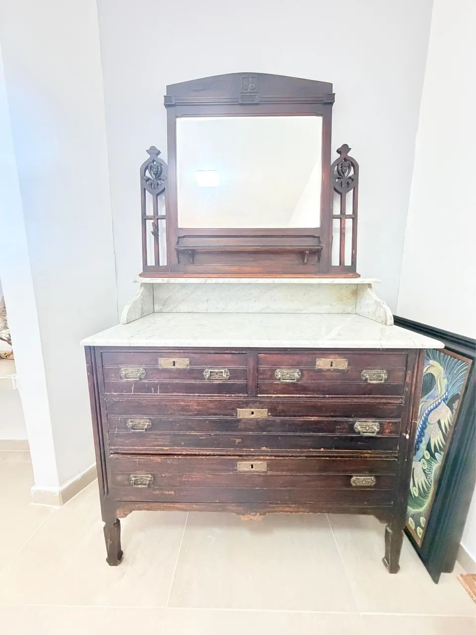 Antiguidade- Penteadeira em madeira maciça - estilo clássico - Foto 2