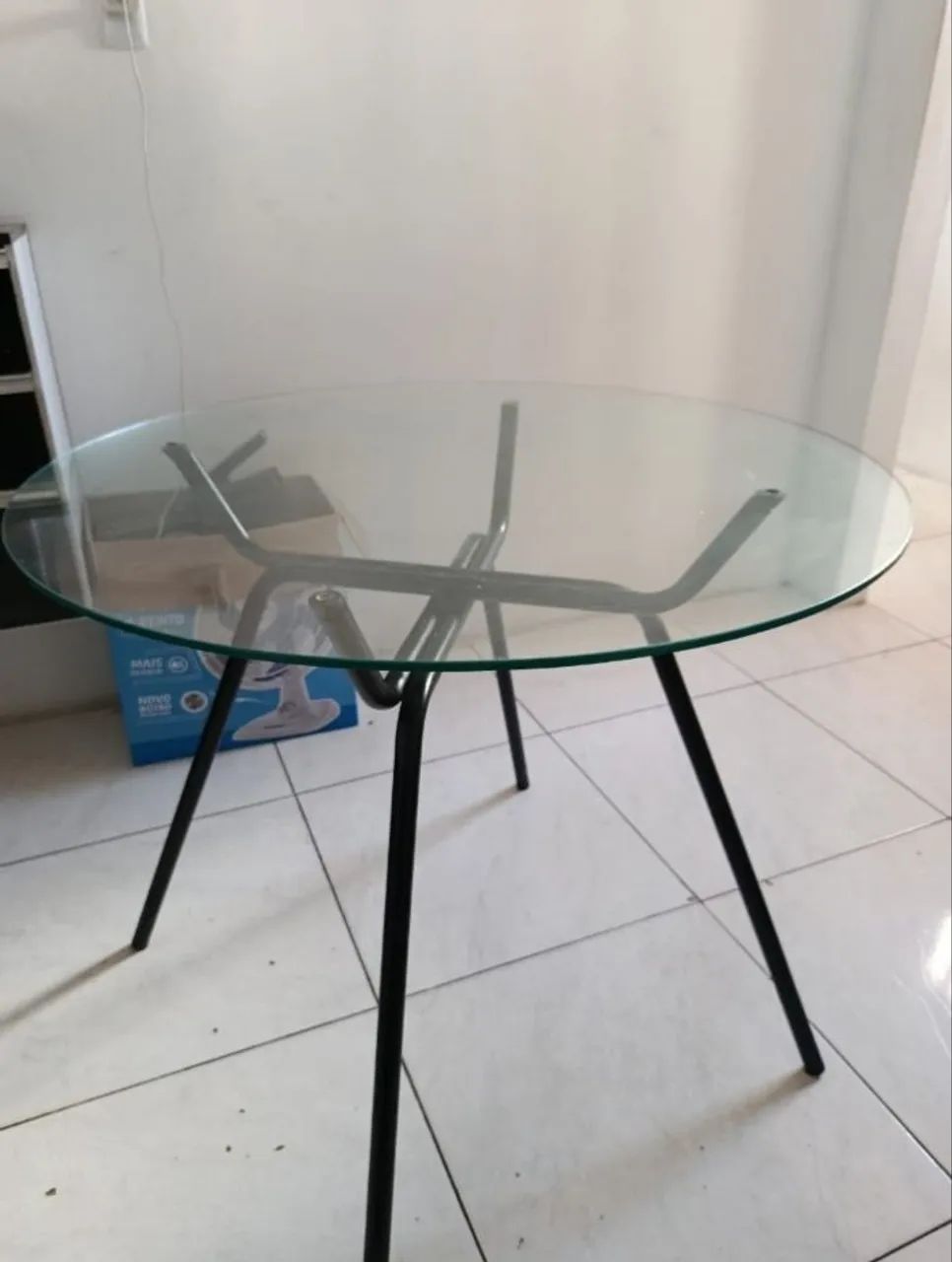 Mesa redonda de vidro 4 cadeira   64960523141505120