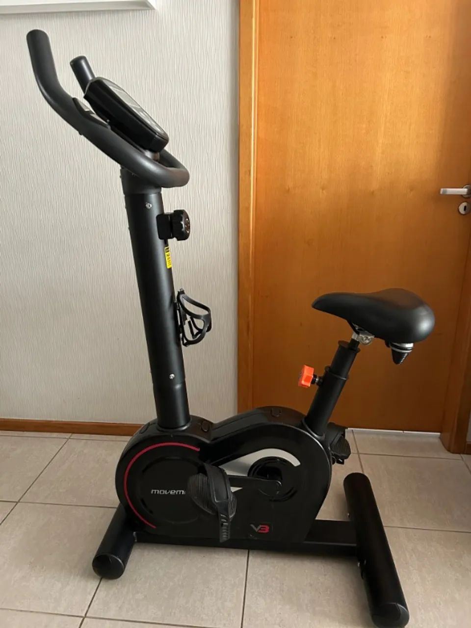 Bicicleta Ergométrica Vertical Movement V3 Residencial