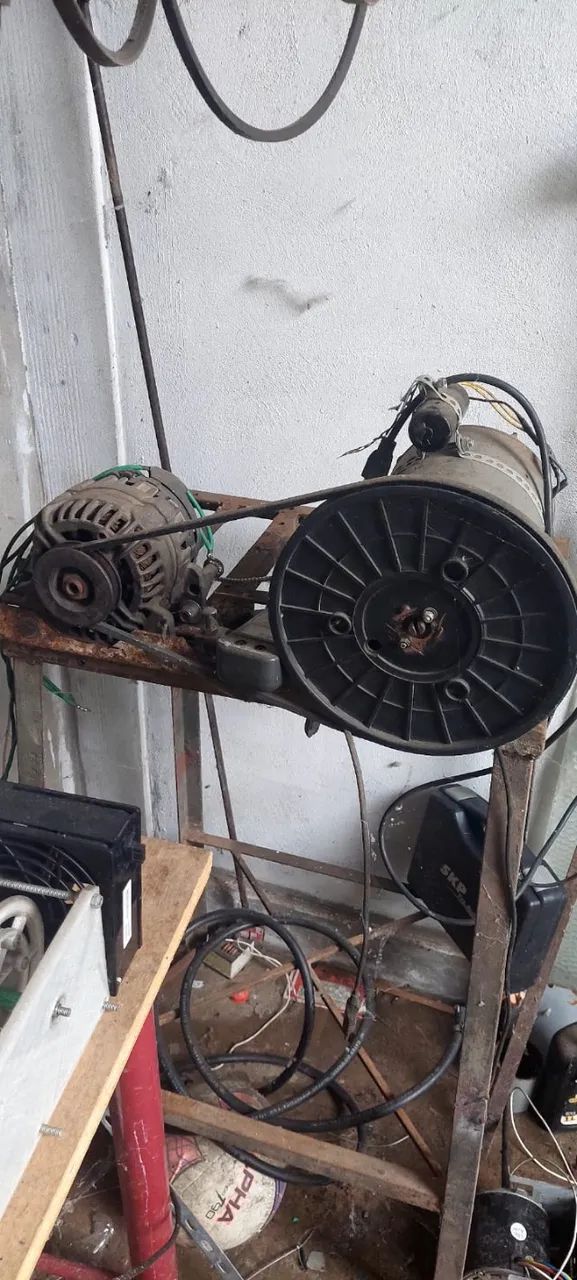 Vendo uma bancada de testar gerador de carro com gerador do Gol - Foto 3
