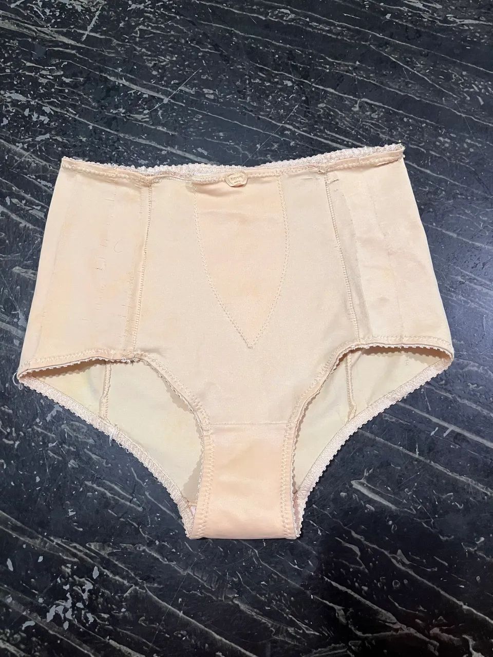 Modeladores  plus size 48/50 com bojo - Foto 3