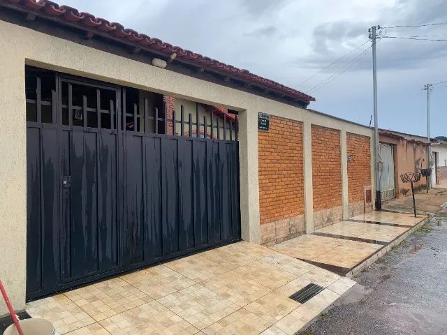 TOTALMENTE REFORMADA E PINTADA