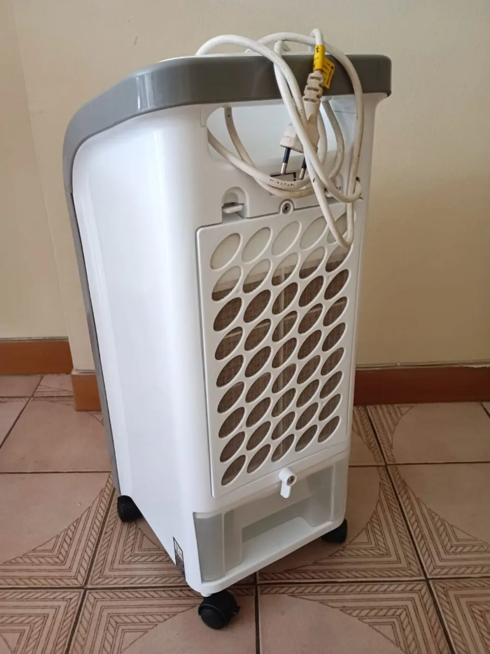 Climatizador de Ar Portátil - Refrescância Garantida!