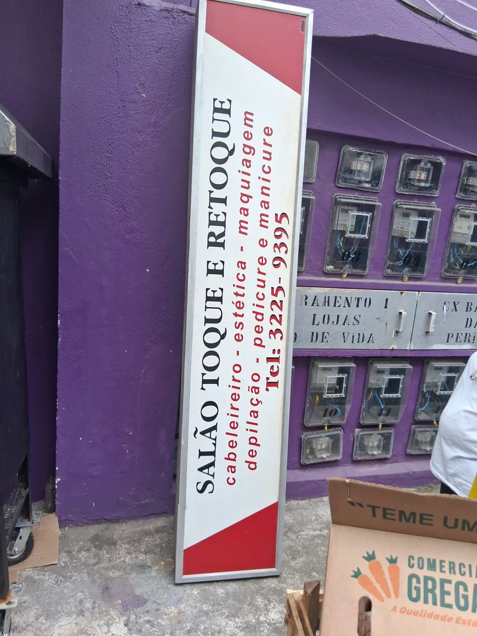 Vendo Placa de Salão de Beleza -