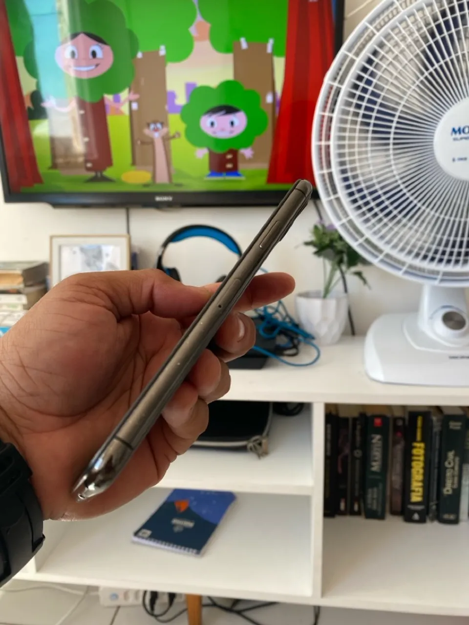 iPhone 11 PRO MAX - EXCELENTE ESTADO (negociável)