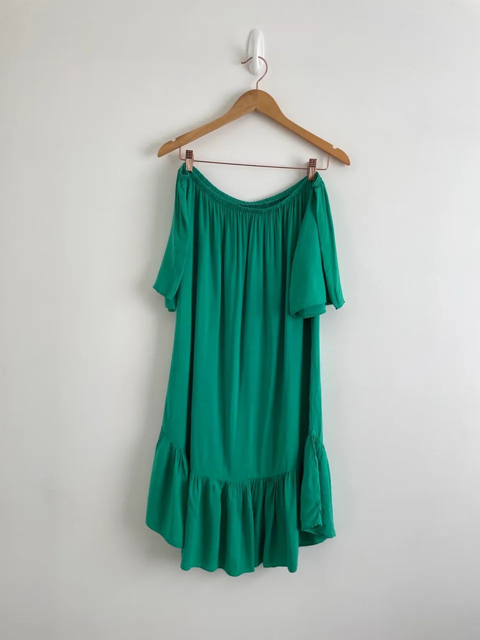 Vestido saída de praia M / G verde ombro a ombro  - Foto 4