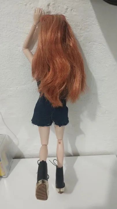 Boneca Barbie com Roupas e Acessórios - Foto 5