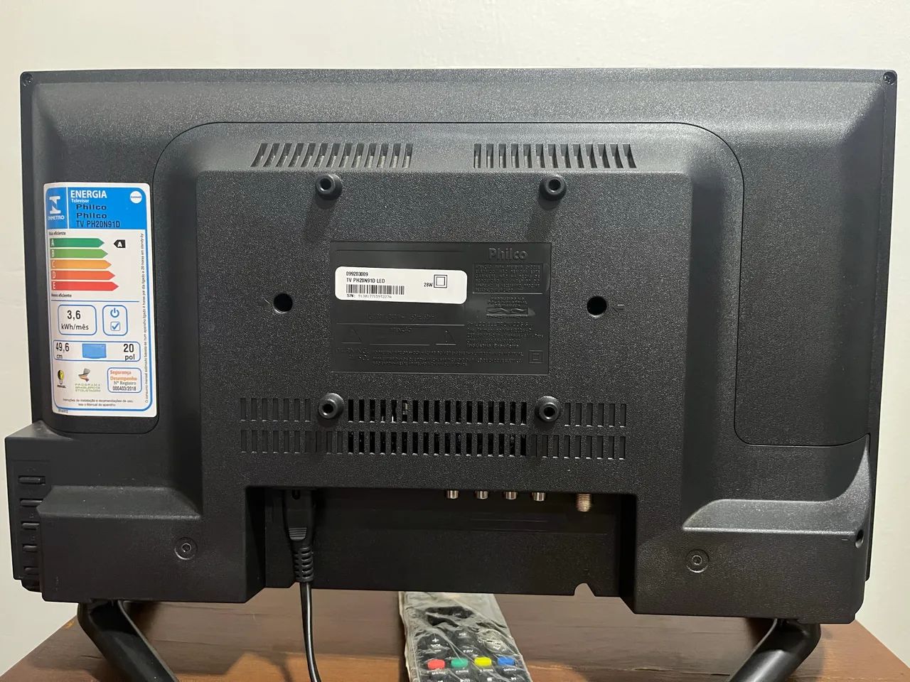 2 TVs Led 20 e 22 Pol. Novíssimas! - Foto 2