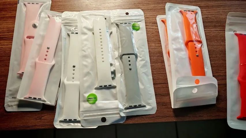 KIT com 16 Pulseiras De Silicone Smartwatch 42mm / 44mm modelo Apple Watch - Foto 4