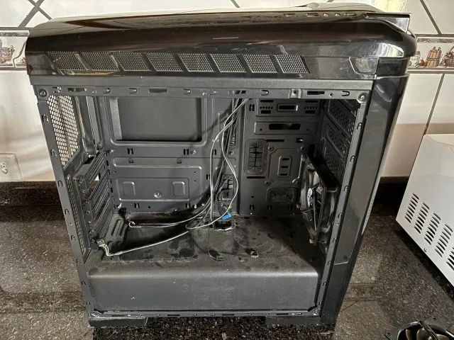 Gabinete gamer usado mid tower - Foto 5
