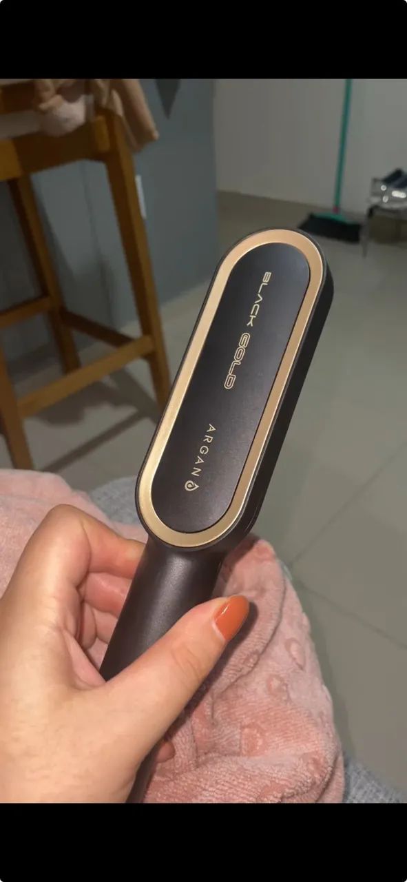 Escova Alisadora Mondial Black Gold Argan EA06 Cabo Giratório 230°C - Bivolt