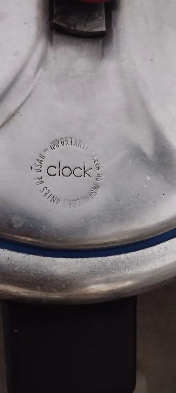 Panela de pressão clock 7 litros  - Foto 4