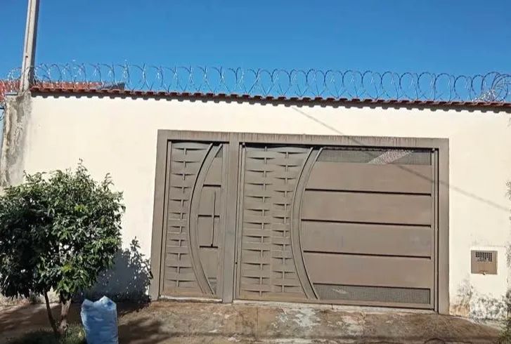 Vendo essa casa em Valparaíso, Jardim Oriente 