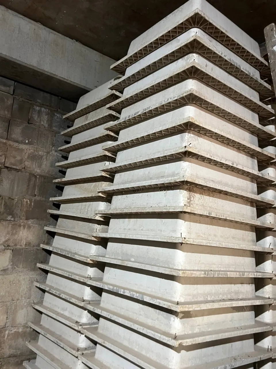 Formas / Cubetas para laje nervurada 80x80x20