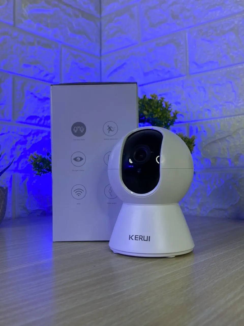 Vende-se Câmera Wifi de segurança inteligente KERUI