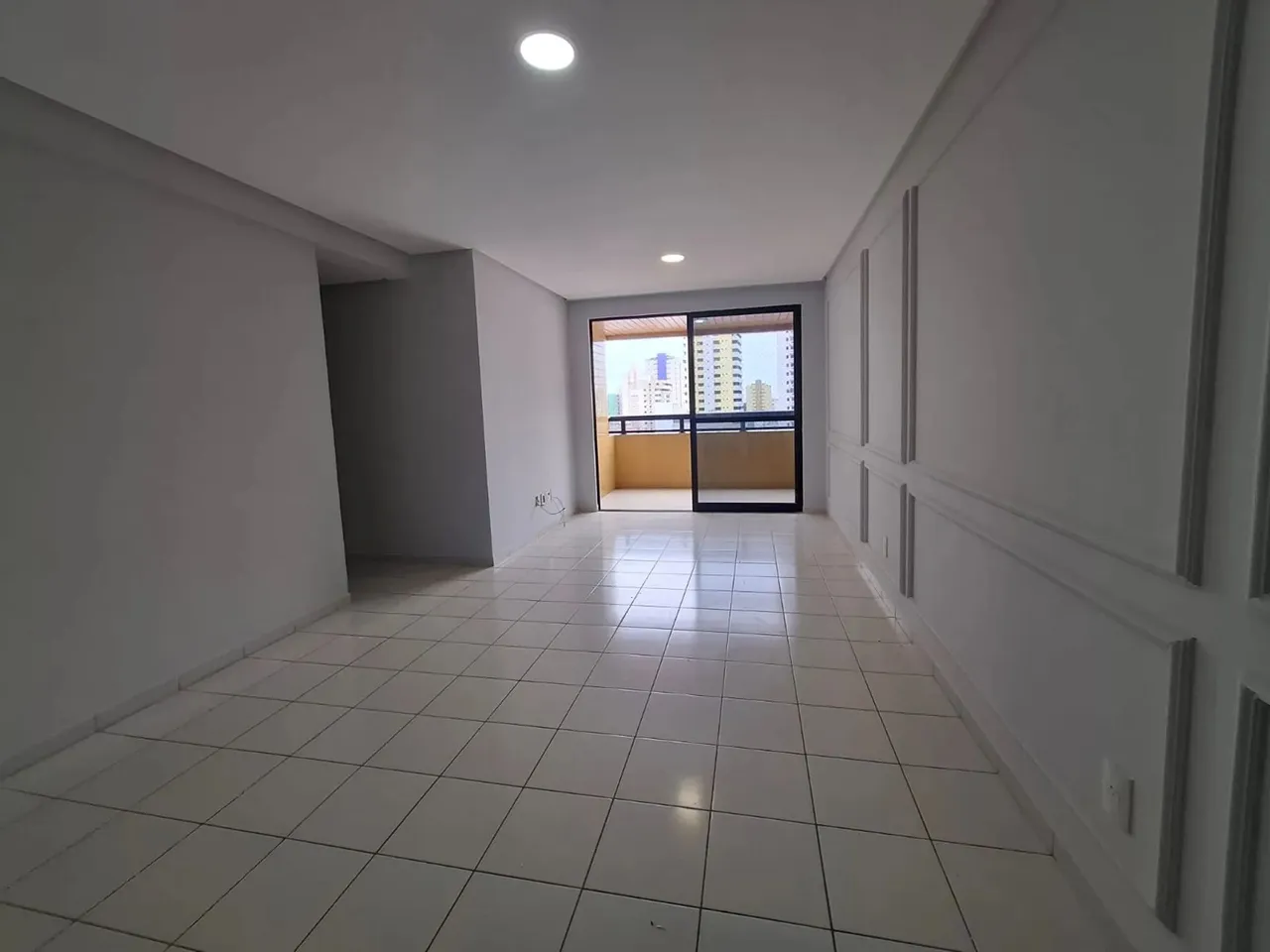 Imóvel para aluguel possui 96 metros quadrados com 4 quartos em Manaíra - João Pessoa - PB