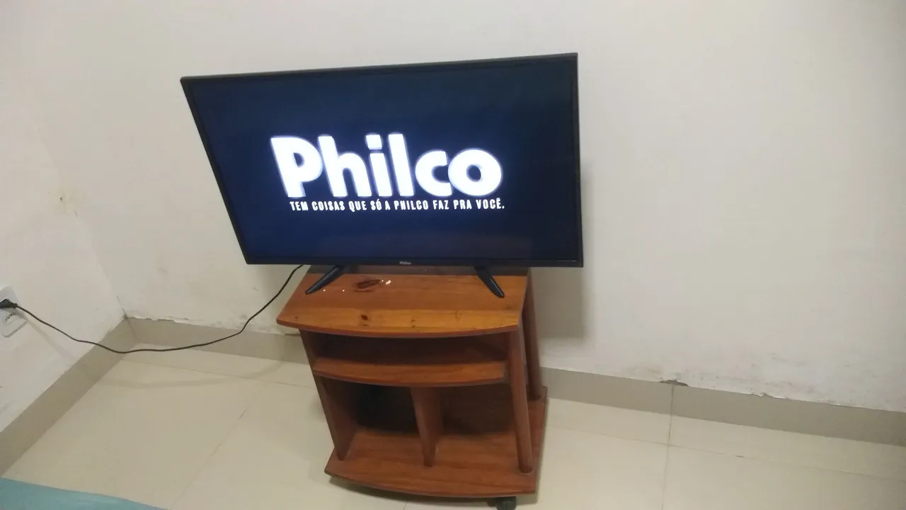 TV Philco 32 polegadas vendo ou troco