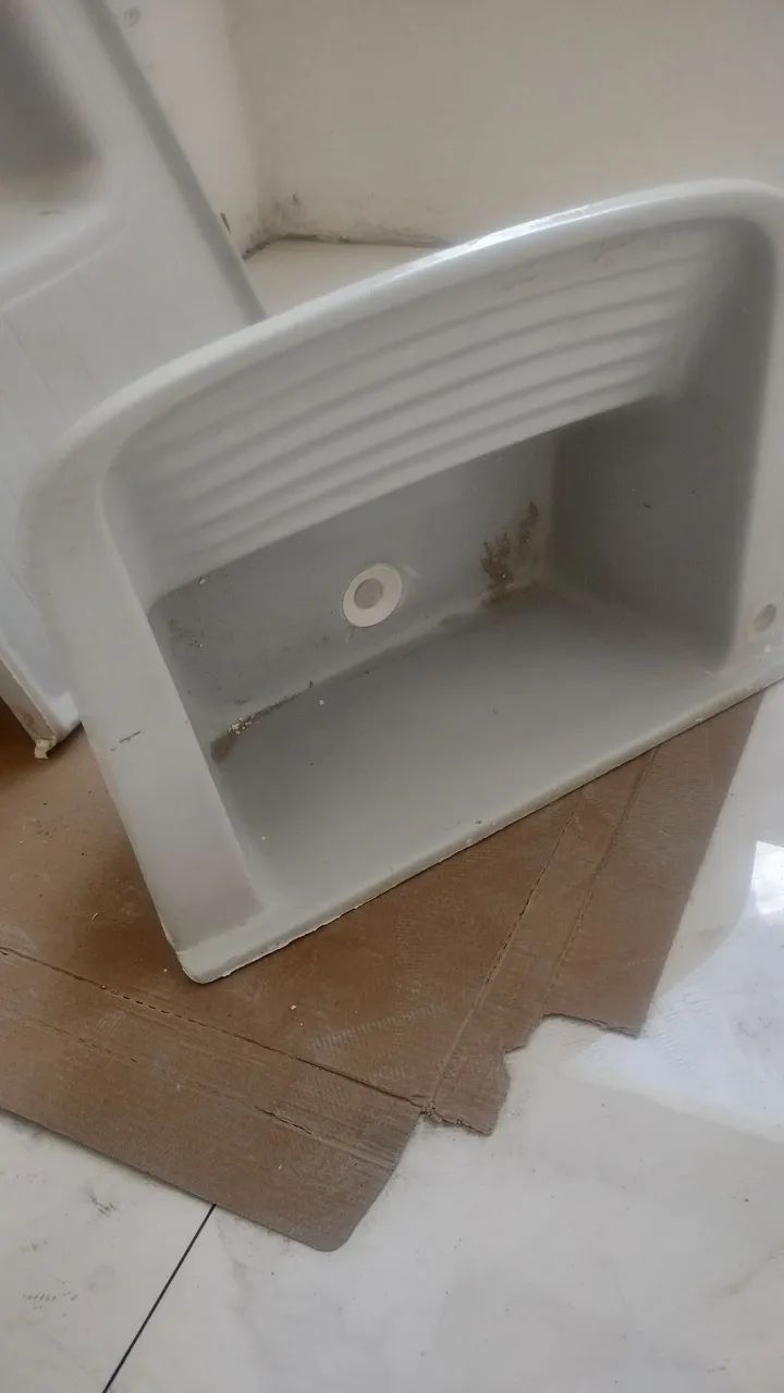 Kitchen and Laundry Sink64850325350785122