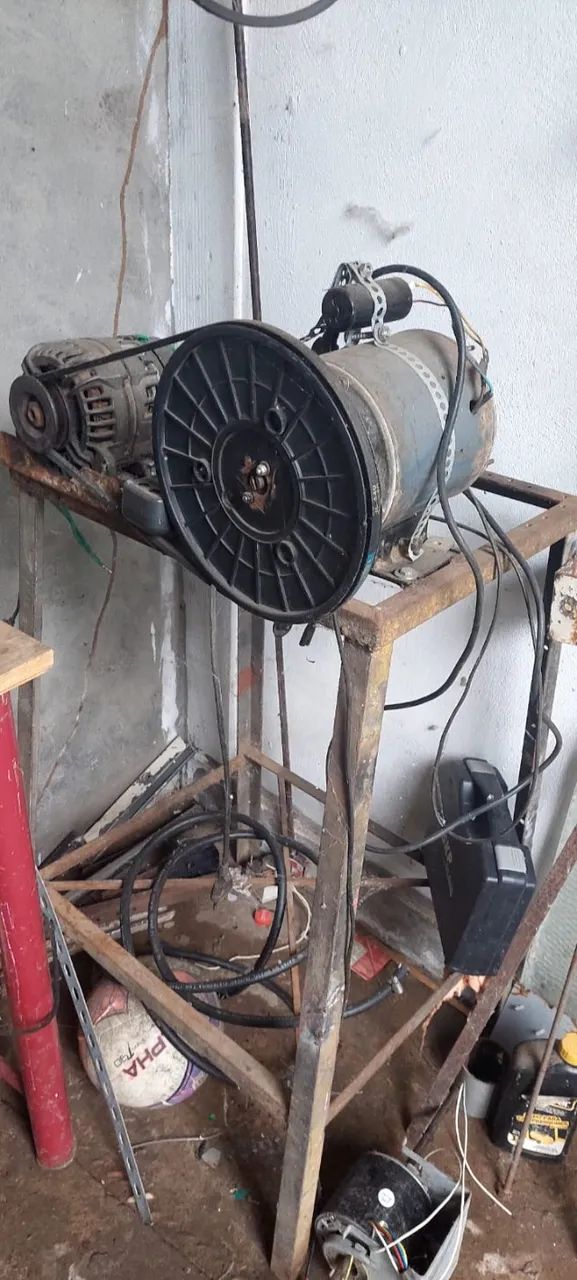 Vendo uma bancada de testar gerador de carro com gerador do Gol - Foto 2