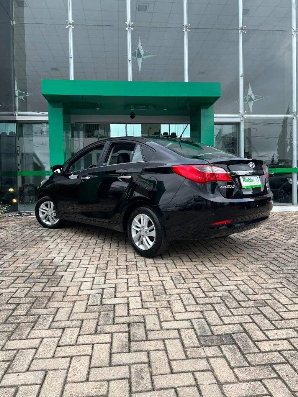 ? Hyundai HB20S 1.6 Automático Premium 2015/2015 - Foto 4