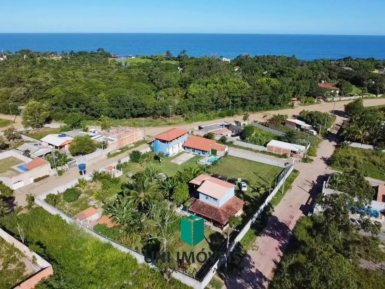 Chácara de 3.000m², com casa e excelente estruturada de lazer a venda por R$1.500.000 em A