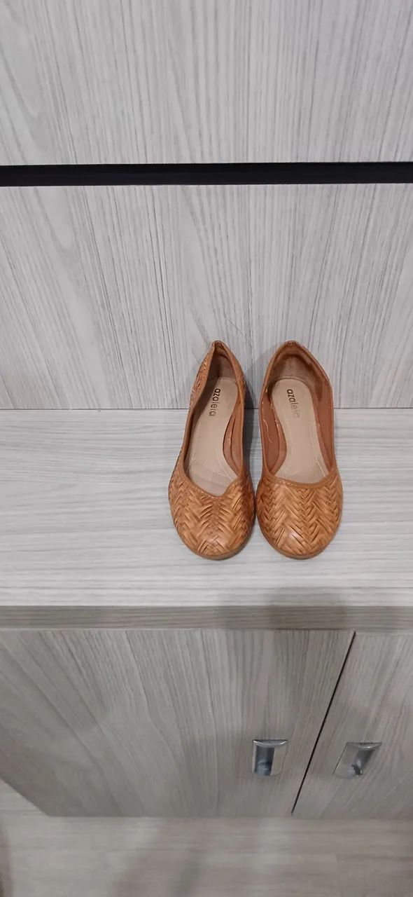 Sapatos de couro bege - Foto 2