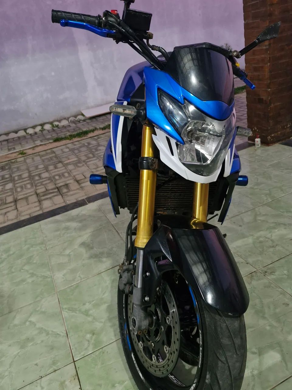 Suzuk gsr750  - Foto 2