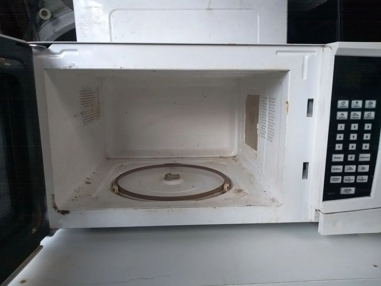 Micro-ondas Philco PM32 - Funcional e Prático! - Foto 3