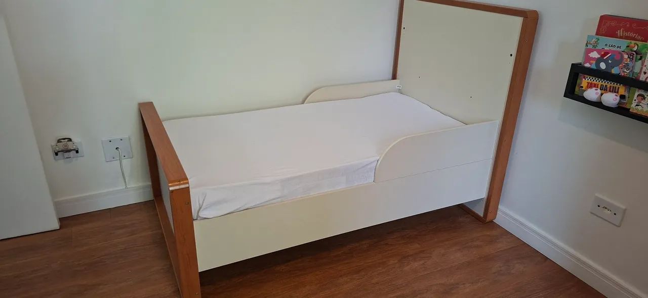 Berço que vira cama! Ótimo estado! - Foto 2