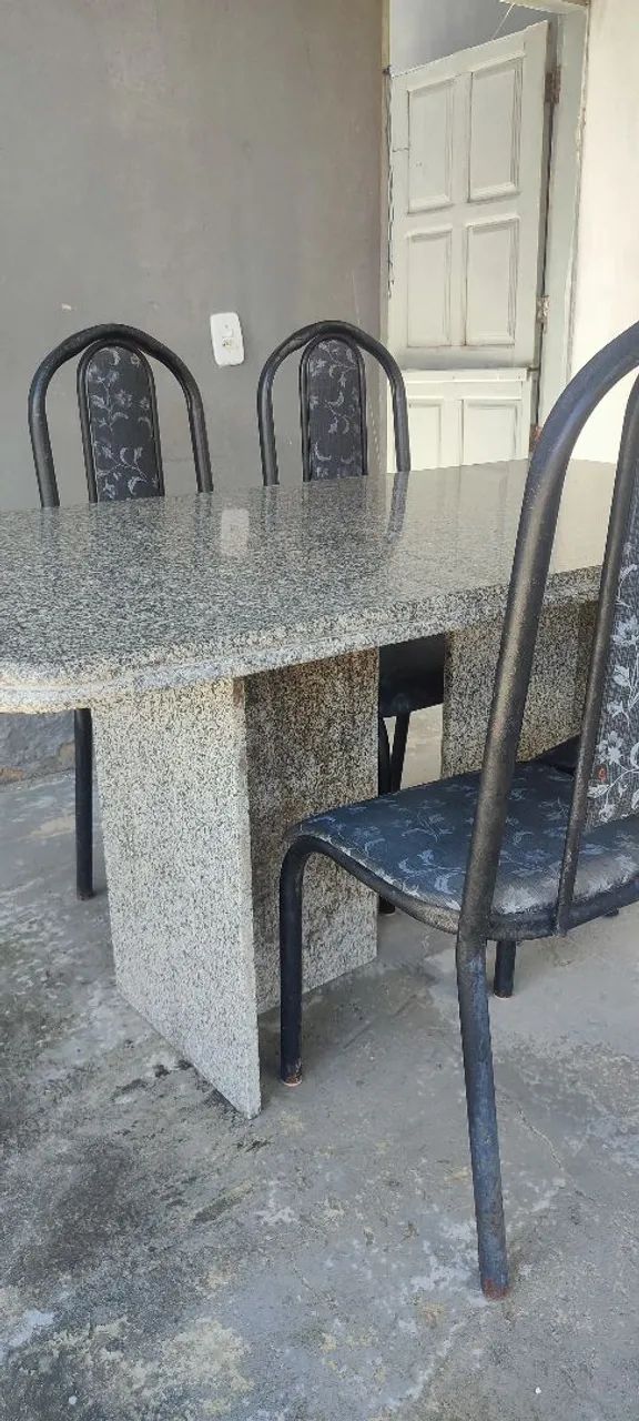 Mesa de mármore 