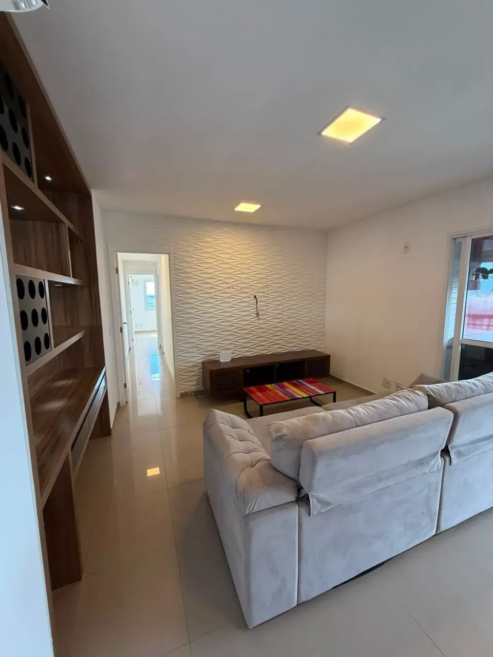 LONDON, 134m2, MOBILIADO, ANDAR ALTO, 3 SUÍTES, VARANDA GOURMAT, 2 VAGAS - Foto 2