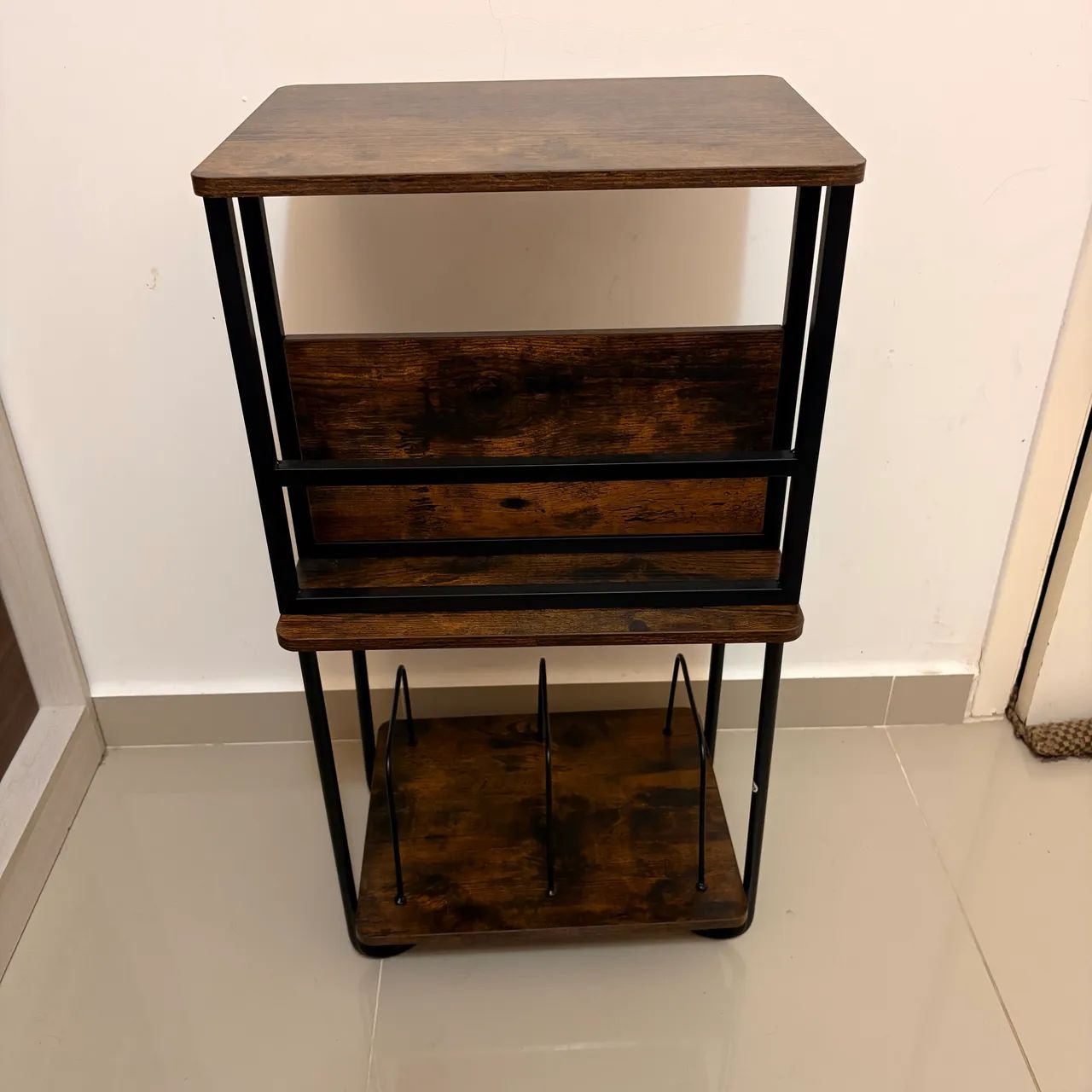 Estante Multiuso 3 Níveis com Armazenamento - Vinil, Livros e Decoração - Foto 5