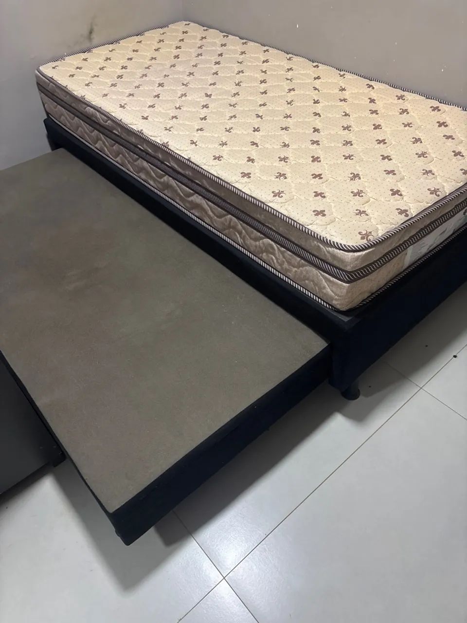cama de solteiro com parte de baixo - Foto 3