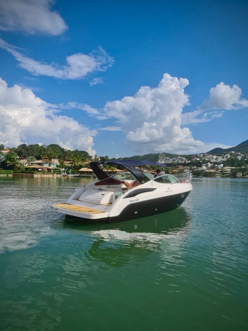 Lancha Phantom 290 - Linda e revisada