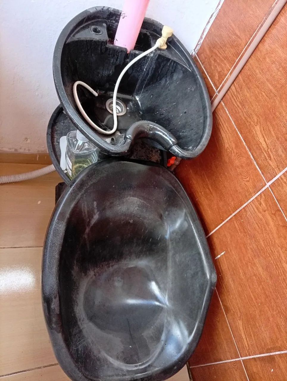 CADEIRA E LAVATÓRIO  - Foto 3
