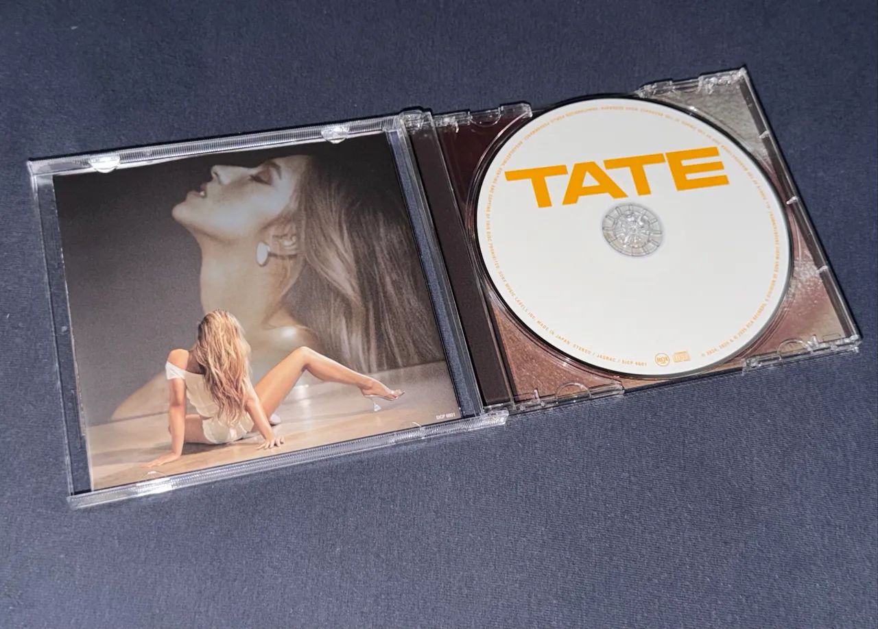 Tate McRae SO CLOSE TO WHAT japonês - Foto 3